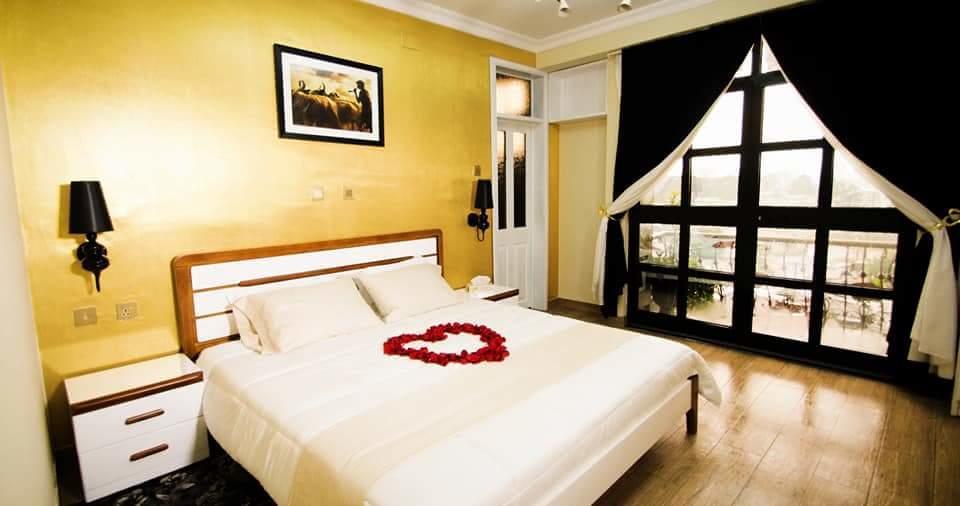 Отель Golden Bed Addis Экстерьер фото